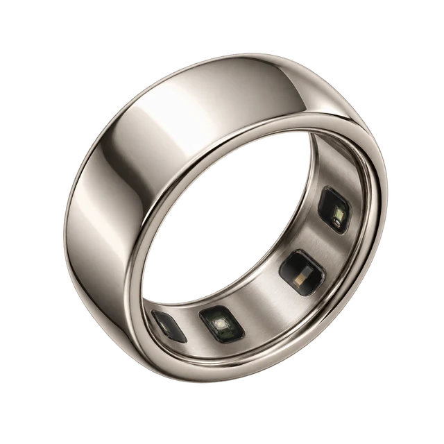 Illustration of a silver Oura ring